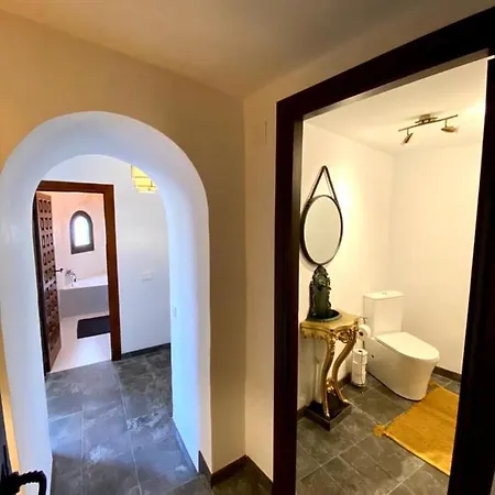 Laura Flores Apartamento Calpe