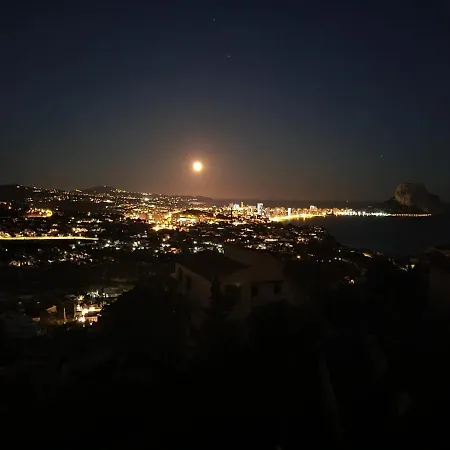 Laura Flores * Calpe