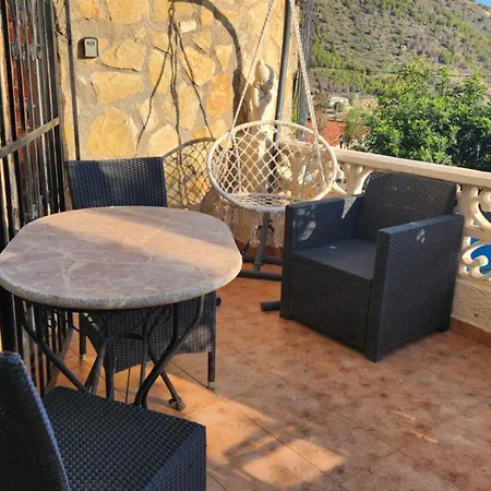 Laura Flores * Calpe