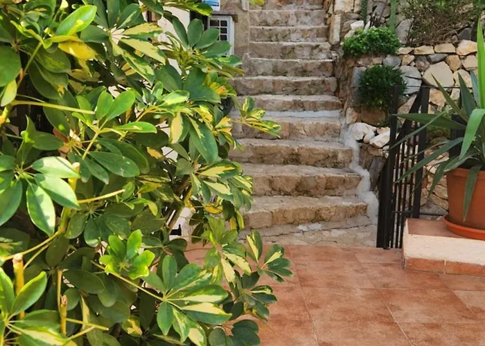 Laura Flores Appartement *